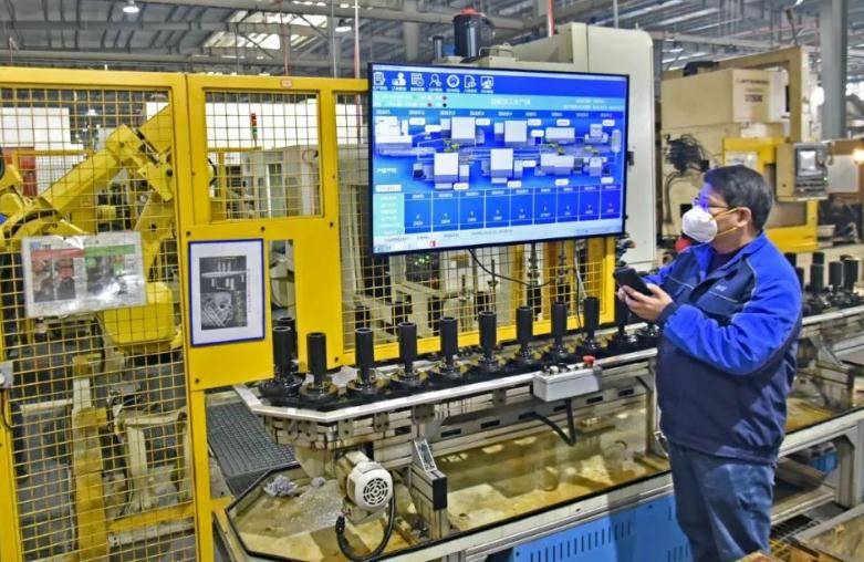 全新5g智慧工廠,帶來最新生產方式!_生產線