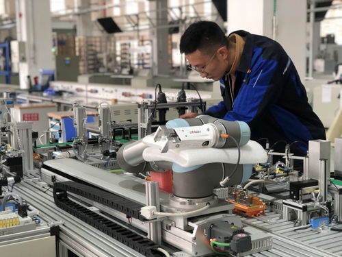 一線探訪 工業(yè)互聯(lián)網(wǎng) 教學(xué)工廠 推進產(chǎn)教融合